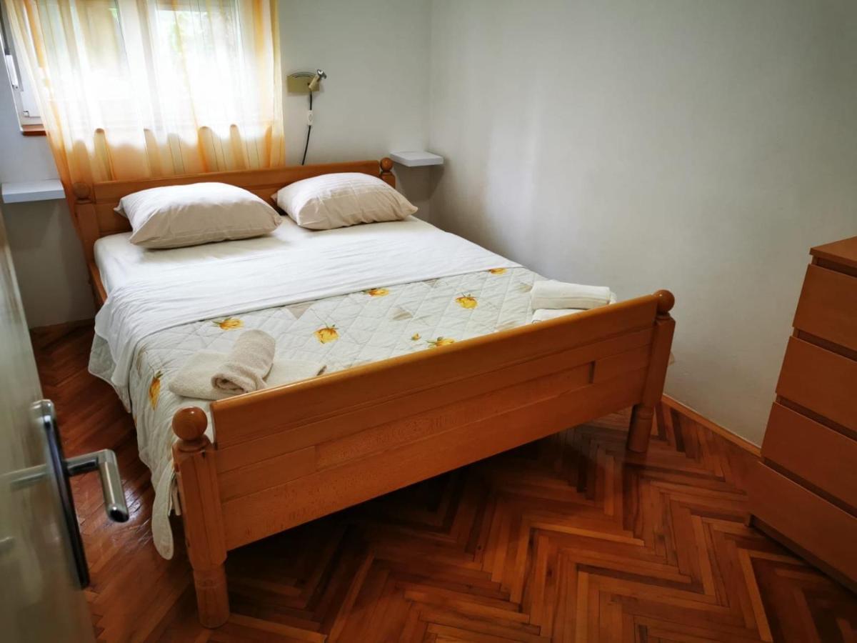 Apartments Sanda Tribunj Tribalj エクステリア 写真