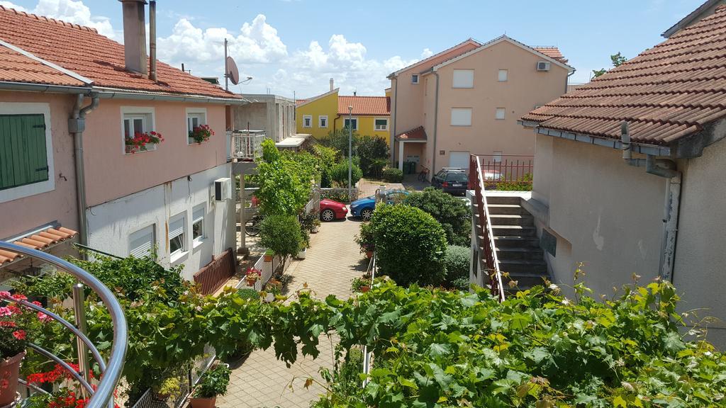 Apartments Sanda Tribunj Tribalj エクステリア 写真
