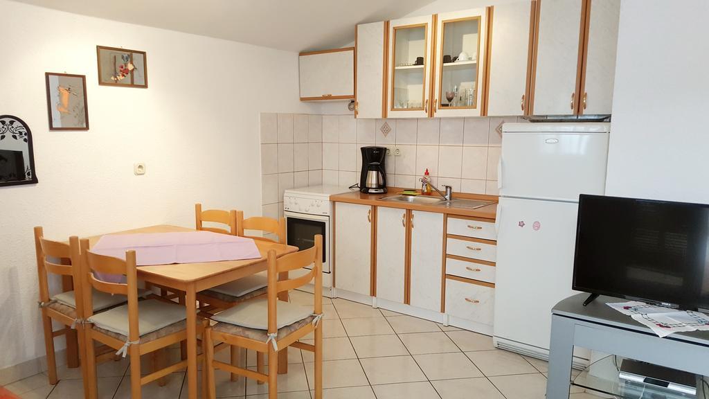 Apartments Sanda Tribunj Tribalj エクステリア 写真