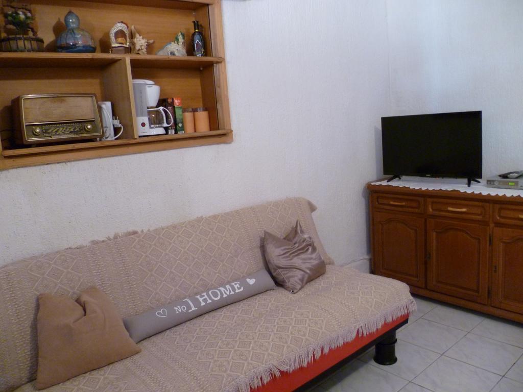 Apartments Sanda Tribunj Tribalj エクステリア 写真