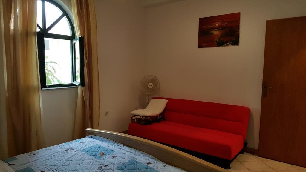 Apartments Sanda Tribunj Tribalj エクステリア 写真