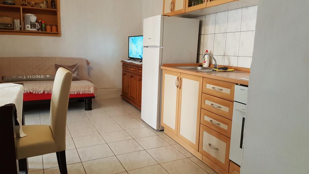 Apartments Sanda Tribunj Tribalj エクステリア 写真