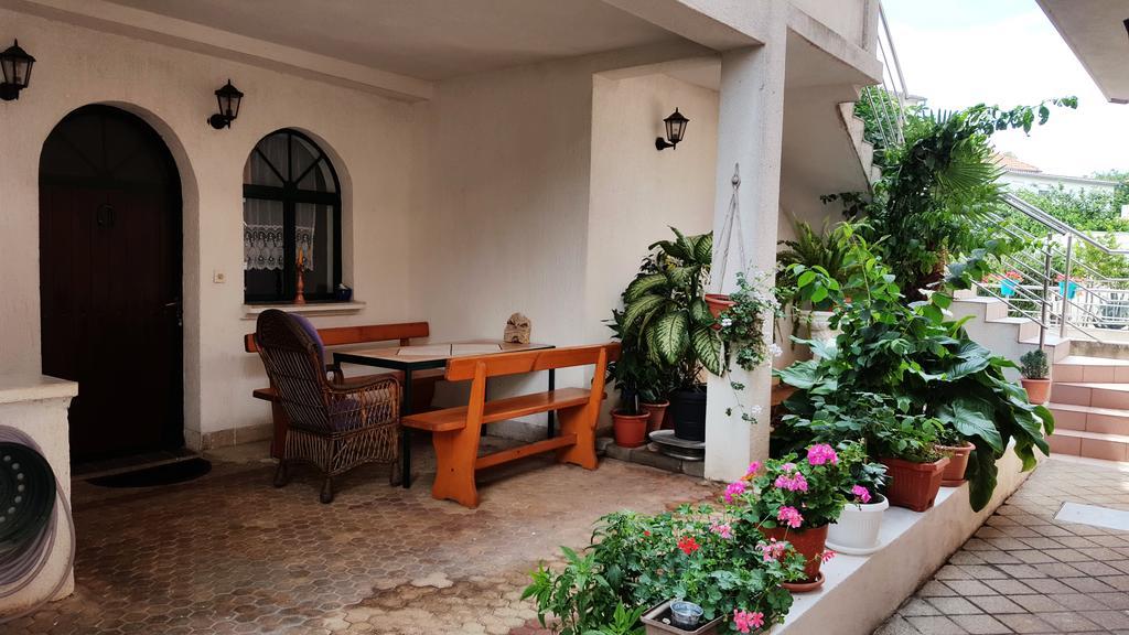 Apartments Sanda Tribunj Tribalj エクステリア 写真